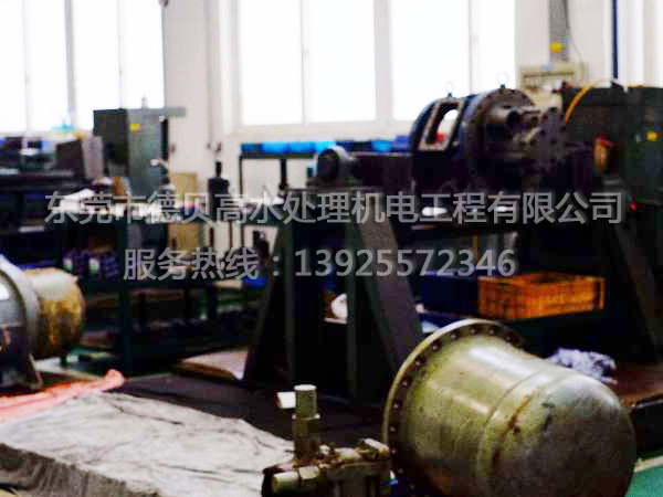 東莞空調(diào)維修現(xiàn)場