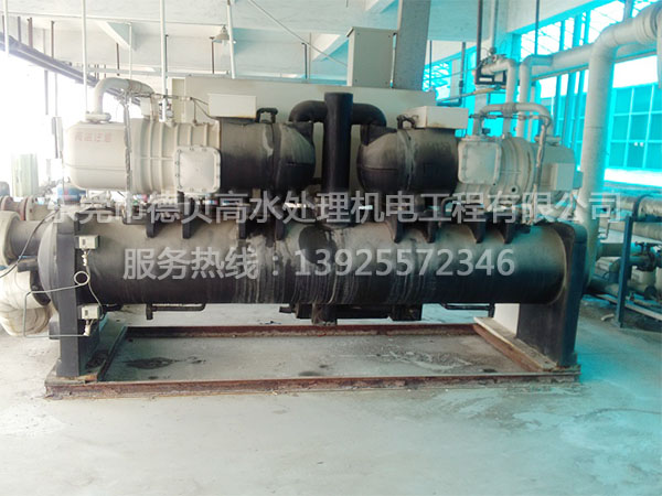 ZUW400AS大金冷水機(jī)