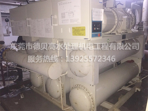 聽說品牌中央空調(diào)維修很麻煩，聽聽小編怎么說！