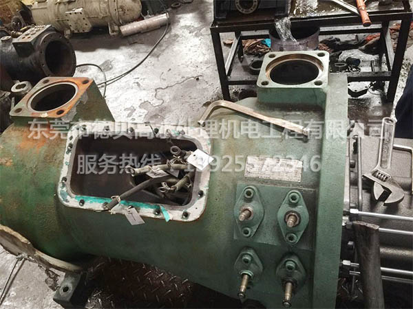 比澤爾螺桿機(jī)維修