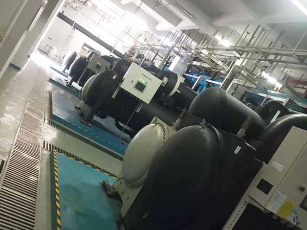 中央空調(diào)機房